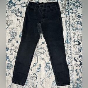 Black Skinny Jeans